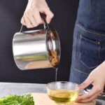 Stainless Steel Oil Filter Kitchen Large-Capacity Oil Tank With Filter Screen Oil Filter Tank Filter Cup