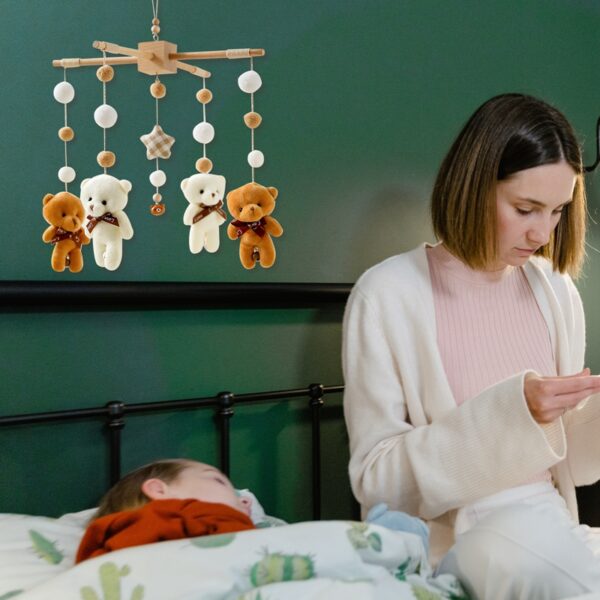 Baby Crib Mobiles Wooden Bed Bell Newborn Stroller Rattles Toy Cartoon Plush Toy  Infant Baby Boy Girls Toys