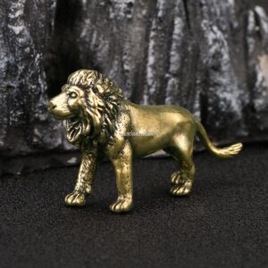 Brass Lion Figurine Car Desktop Decoration Animal Figurines Toys Statue House Office Table