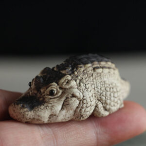 Boutique Purple Sand Tea Petting Little Crocodile Tea Pet Ornaments, Handmade Tea Ceremony Tea Play, Financial TeaTable