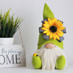 Sunflower Bee Festival World Bee Day Gnome NordicGonk Swedish Plush Doll Ornaments Home