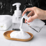 Mousse foam bottle foam hand sanitizer bottle press-type facial cleanser sub-bottling