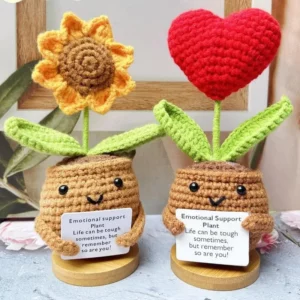 Positive Energy Heart Flower Hand-woven Dolls Home Room Decor Hug Pocket Knitting Doll Positive Card Desktop 1