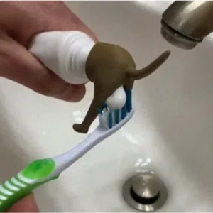 Dog Butt Toothpaste Topper Pooping Toothpaste Cap Vomit Topper Dispenser Cap Animal Funny Gadgets 1