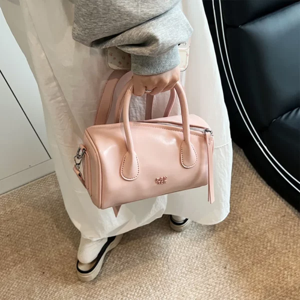 Handheld Bowling Bag, Women's New Fashion Trend, Niche Pillow Bag, Versatile Crossbody Bag