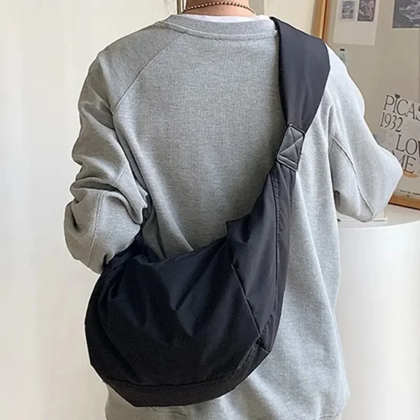 Fashion Summer Large Capacity Casual Nylon Women Shoulder Bag Korean Style Hobos Bag Youth Crossbody Shoulder Bag